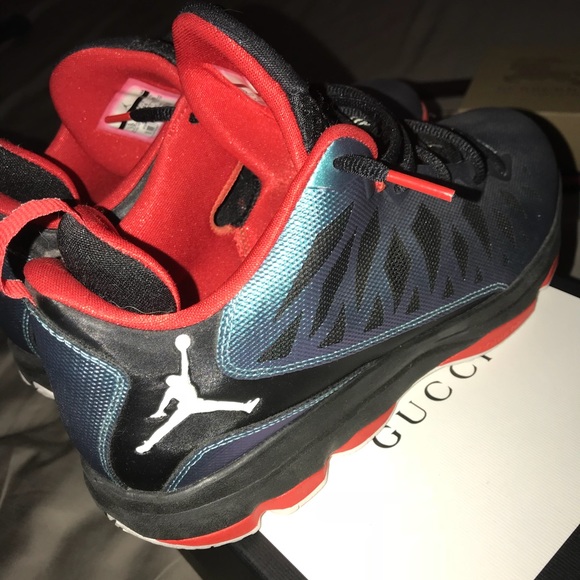 Jordan CP3 iridescent - Picture 2 of 3